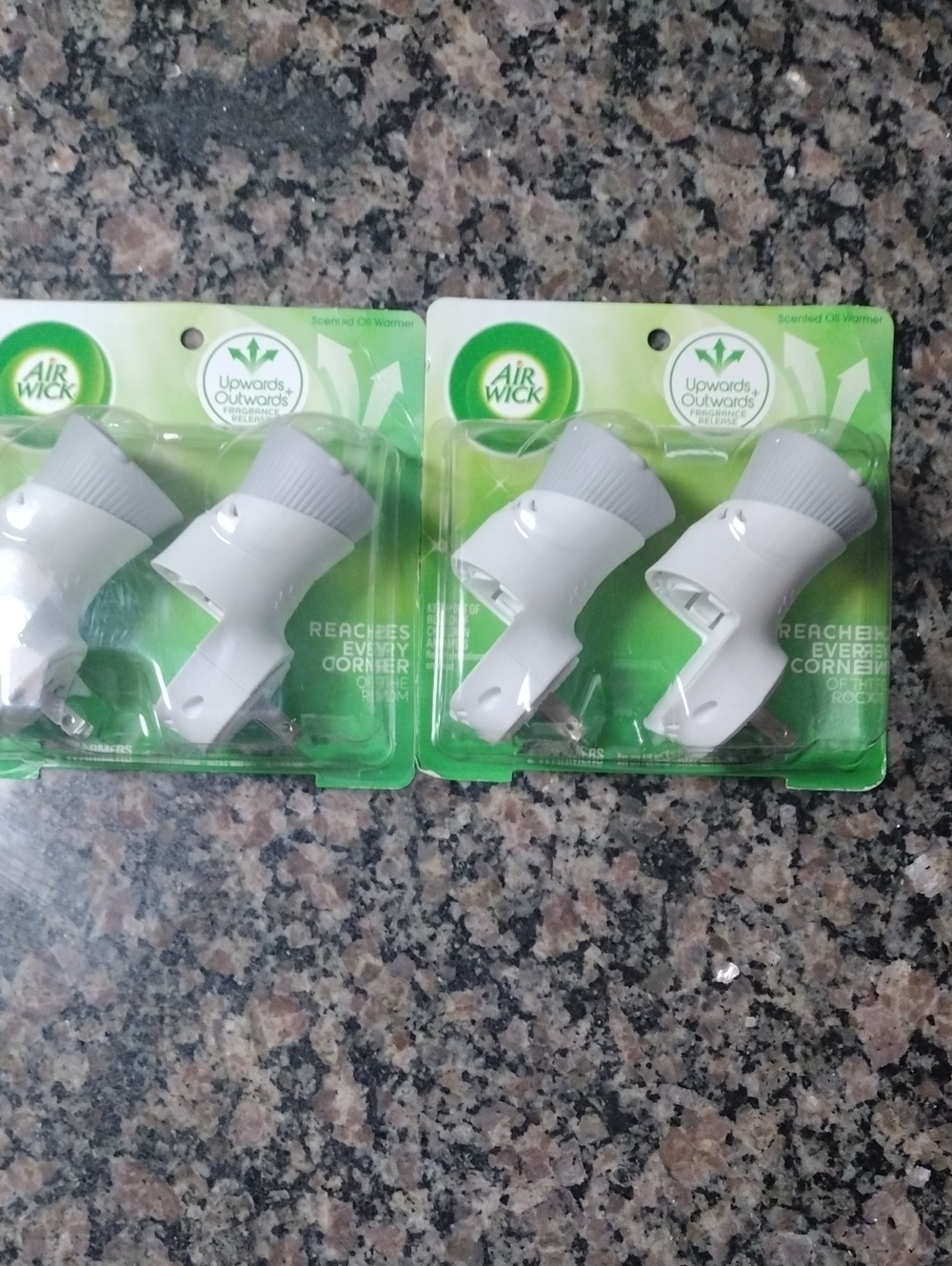 Lot of 2 each 2 pack Air Wick Scente White Plug-In Warmer Refill Holders NEW